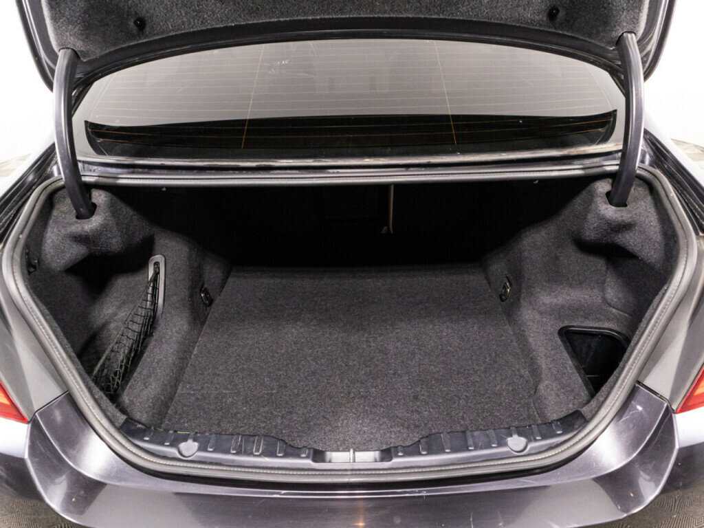 Б/У БМВ 5 серии 2012 года. Фото: #14