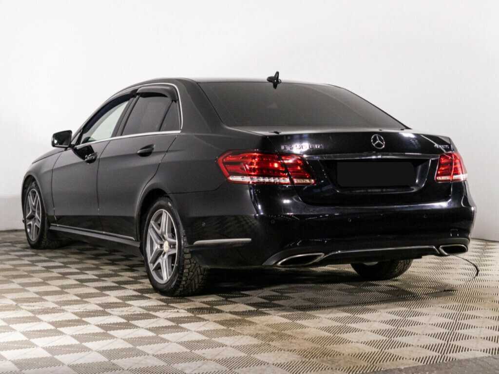 Б/У Мерседес-Бенц Е-Класс 2014 года. Фото: #6