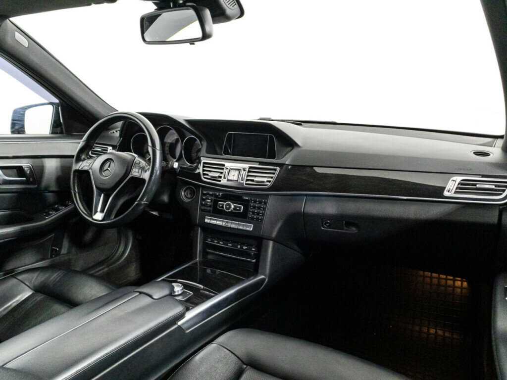 Б/У Мерседес-Бенц Е-Класс 2014 года. Фото: #8