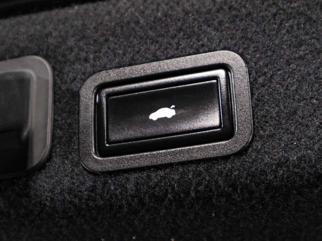 Б/У Ауди А6 2012 года. Фото: #14