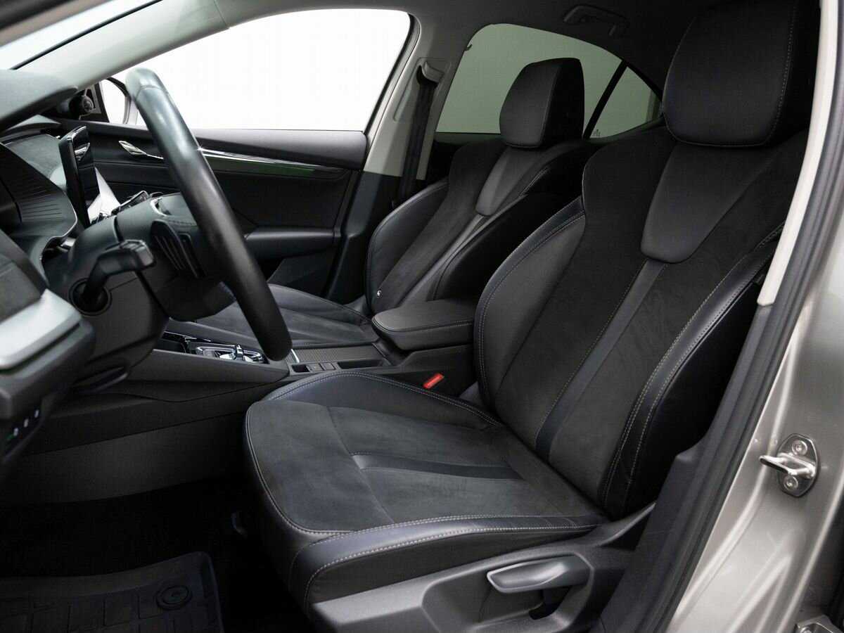 Б/У Шкода Октавия 2021 года. Фото: #9