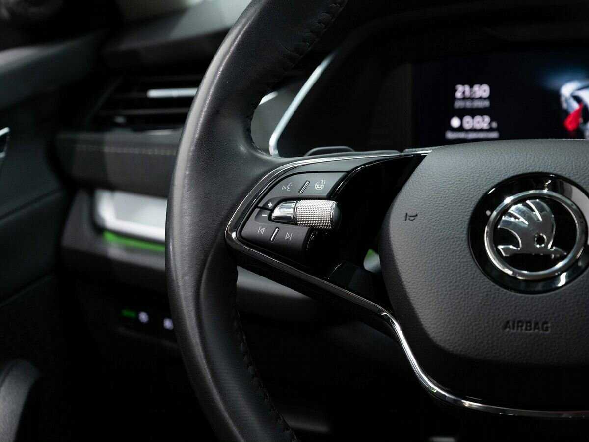 Б/У Шкода Октавия 2021 года. Фото: #16