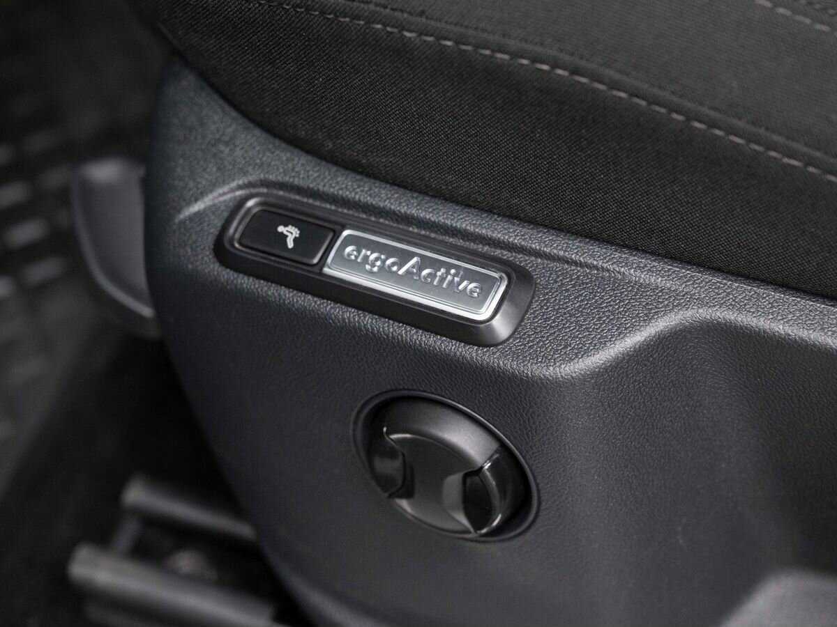 Б/У Фольксваген Тигуан 2017 года. Фото: #20