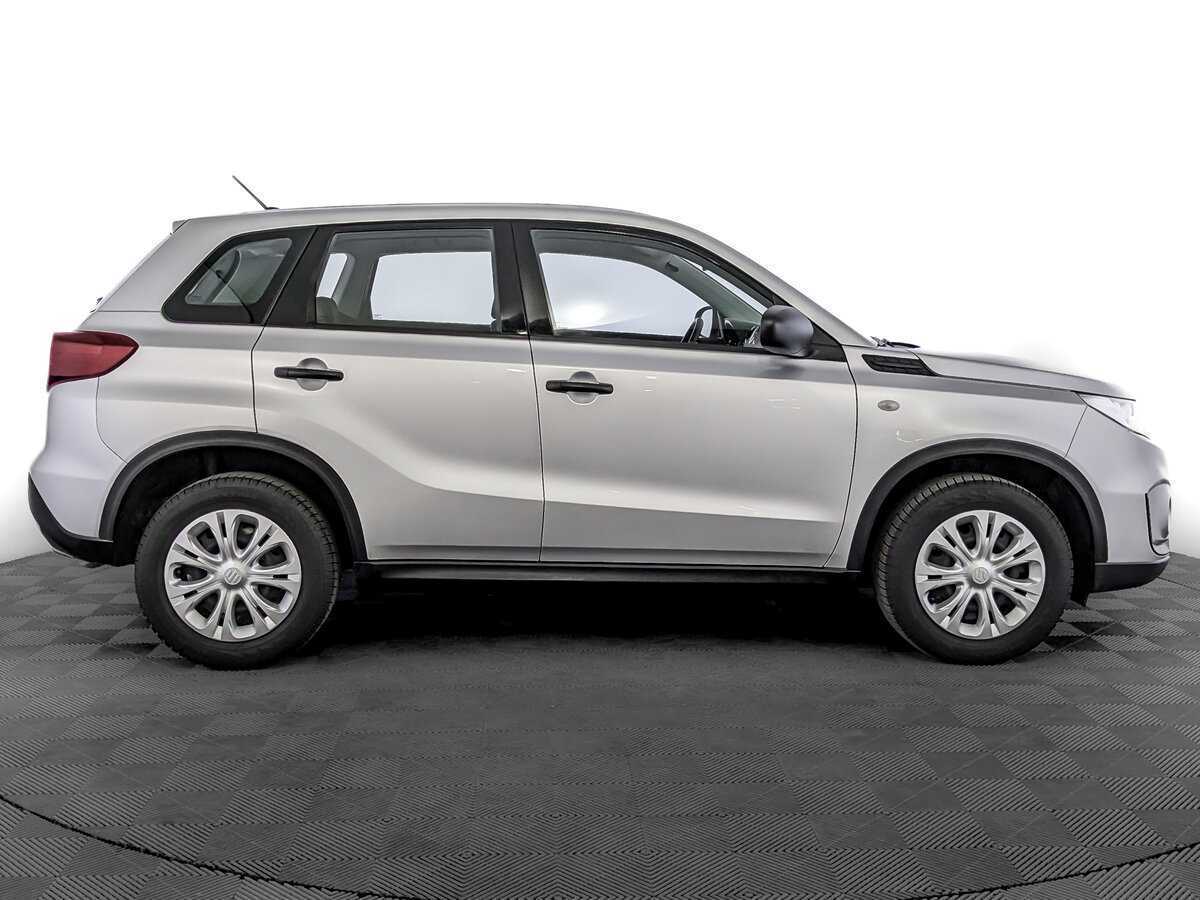 Б/У Сузуки Витара 2021 года. Фото: #3