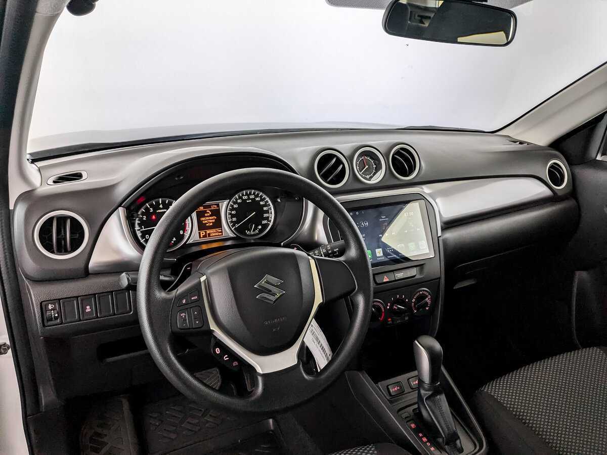 Б/У Сузуки Витара 2021 года. Фото: #15