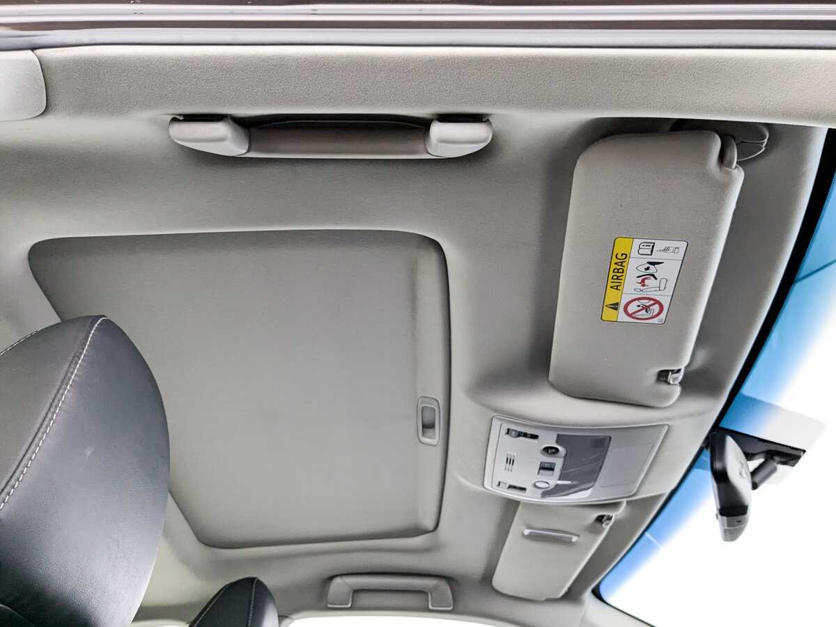 Б/У Лексус ЕС 2015 года. Фото: #21