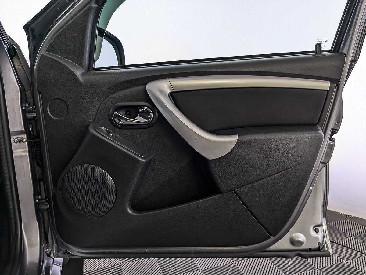 Б/У Ниссан Террано 2020 года. Фото: #21