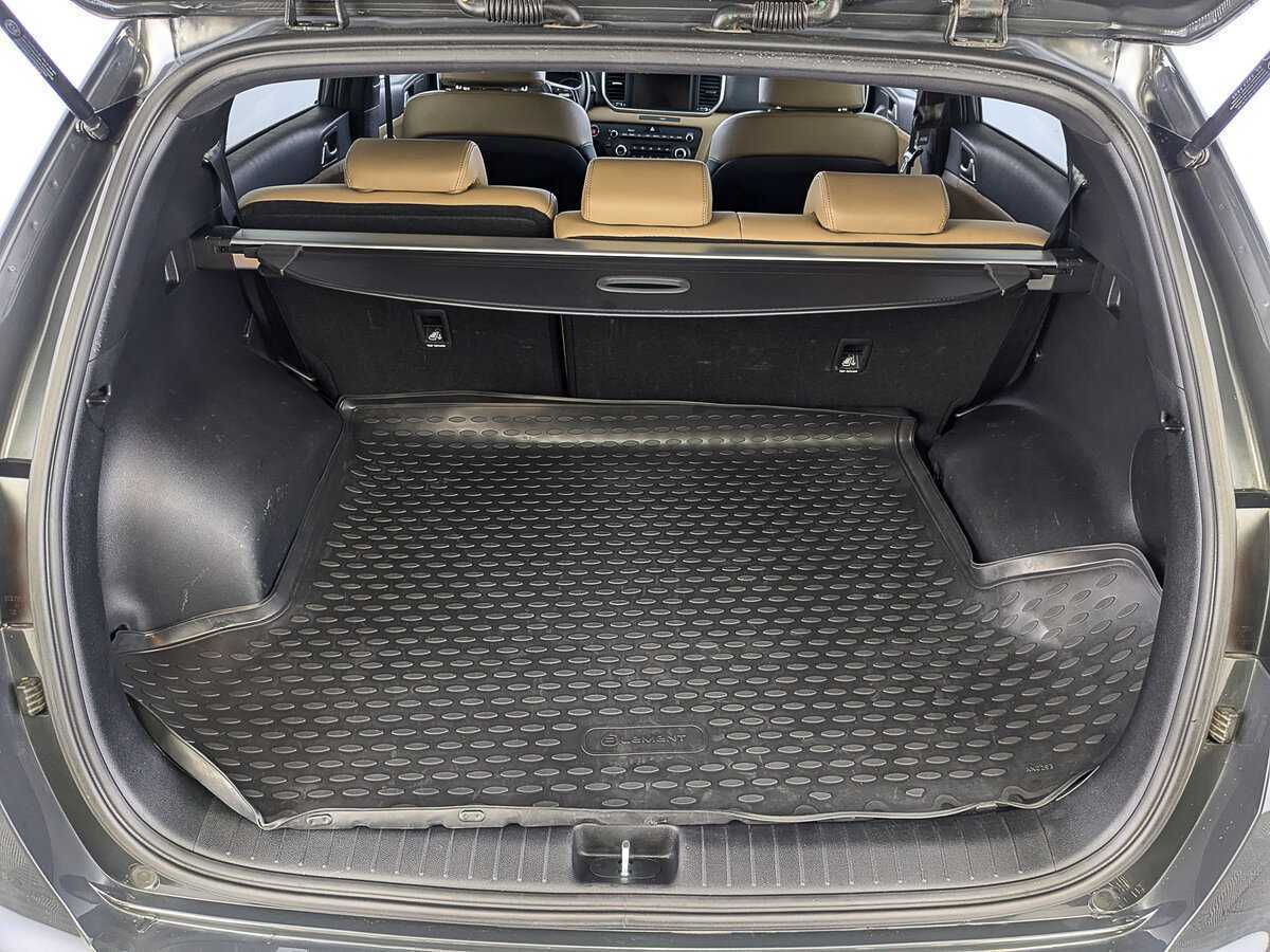 Б/У Киа Спортейдж 2021 года. Фото: #9