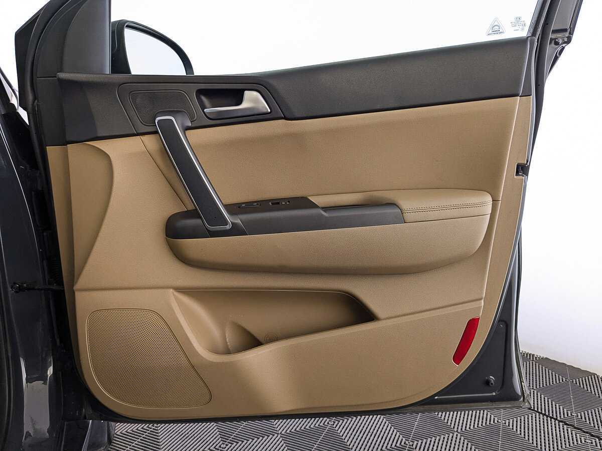 Б/У Киа Спортейдж 2021 года. Фото: #23