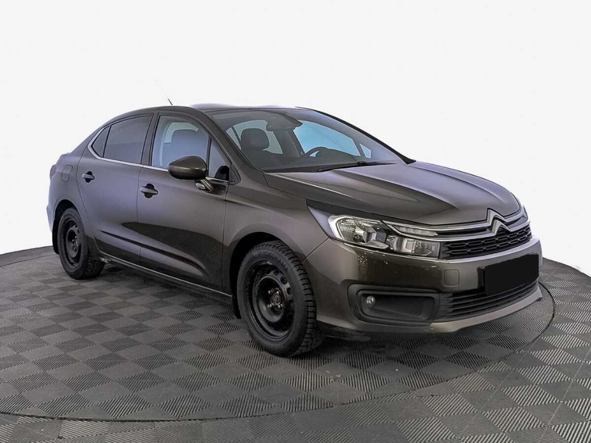 Б/У Ситроен Ц4 2018 года. Фото: #2