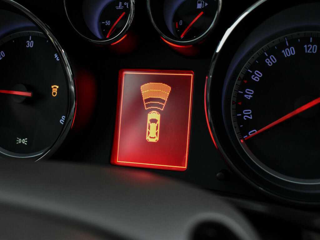 Б/У Опель Инсигния 2012 года. Фото: #15