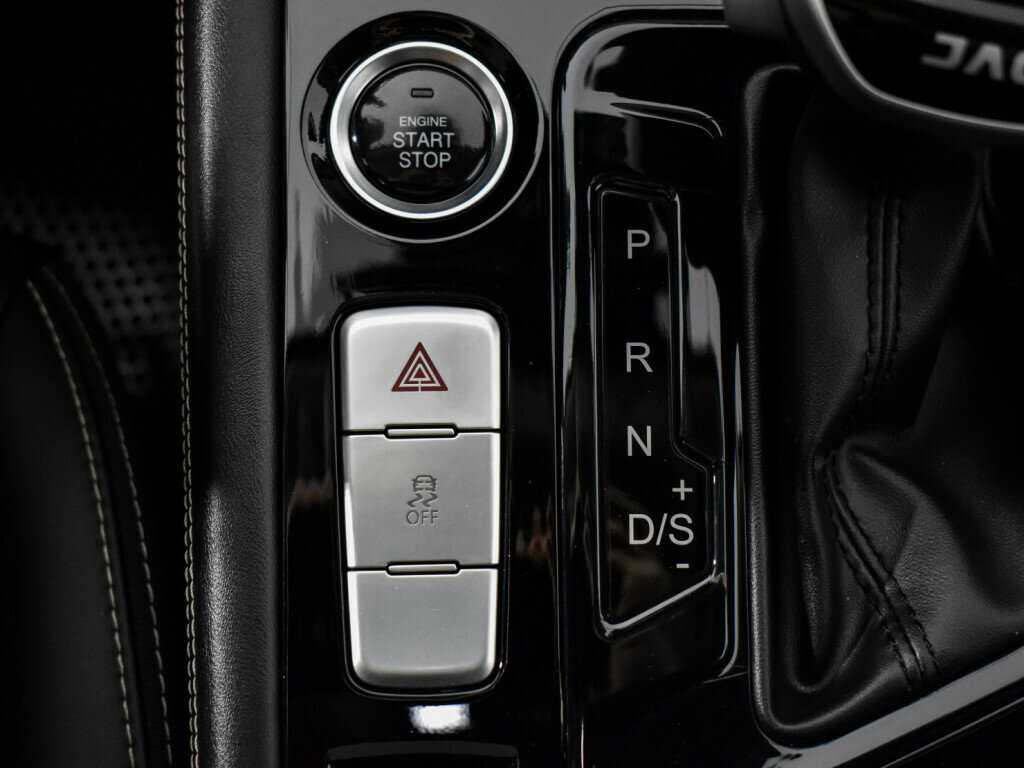 Б/У Джак Джи7 2021 года. Фото: #10