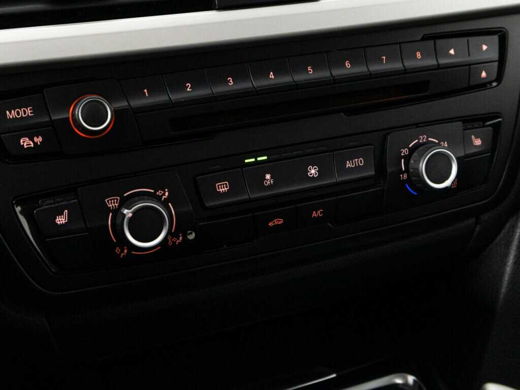 Б/У БМВ 3 серии 2013 года. Фото: #15