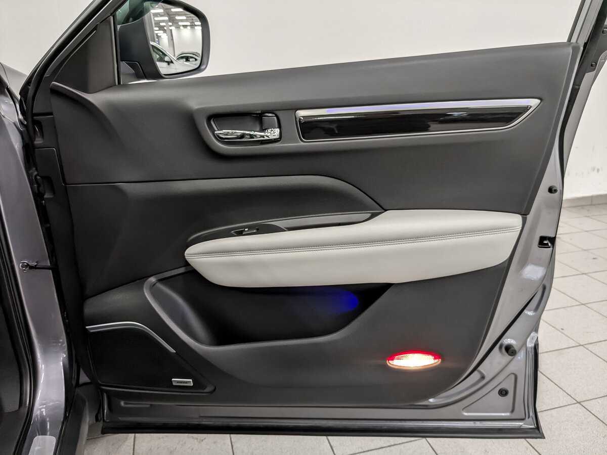 Б/У Рено Колеос 2017 года. Фото: #24