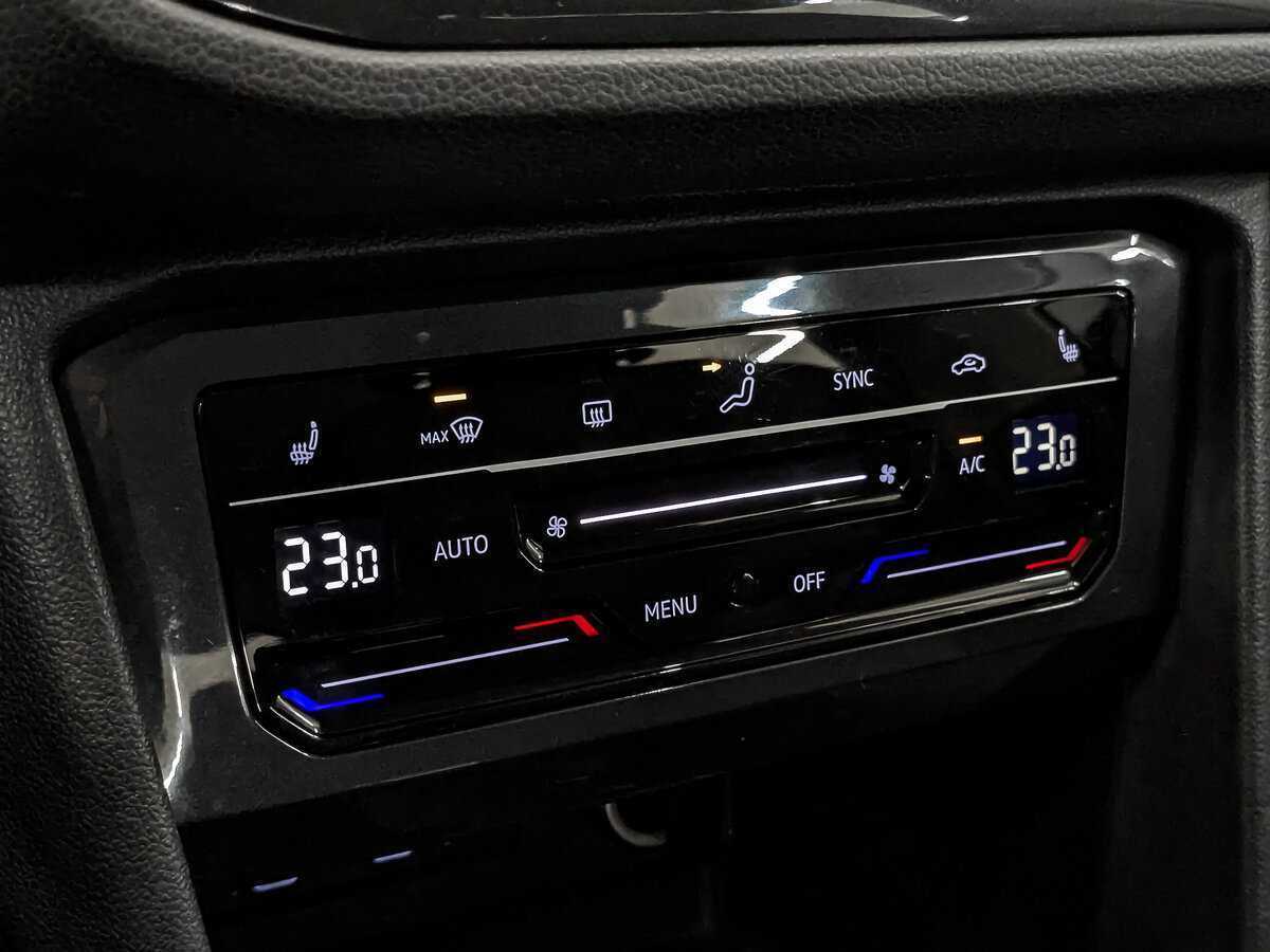 Б/У Фольксваген Тигуан 2021 года. Фото: #18