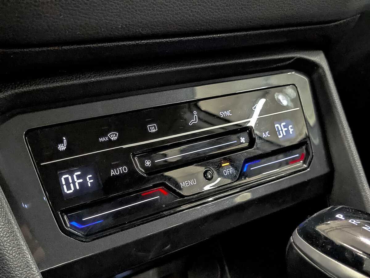 Б/У Фольксваген Тигуан 2021 года. Фото: #17