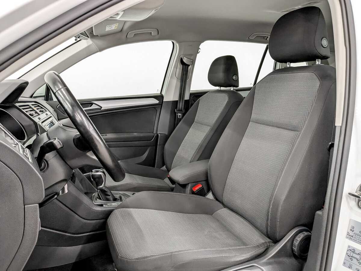 Б/У Фольксваген Тигуан 2021 года. Фото: #19