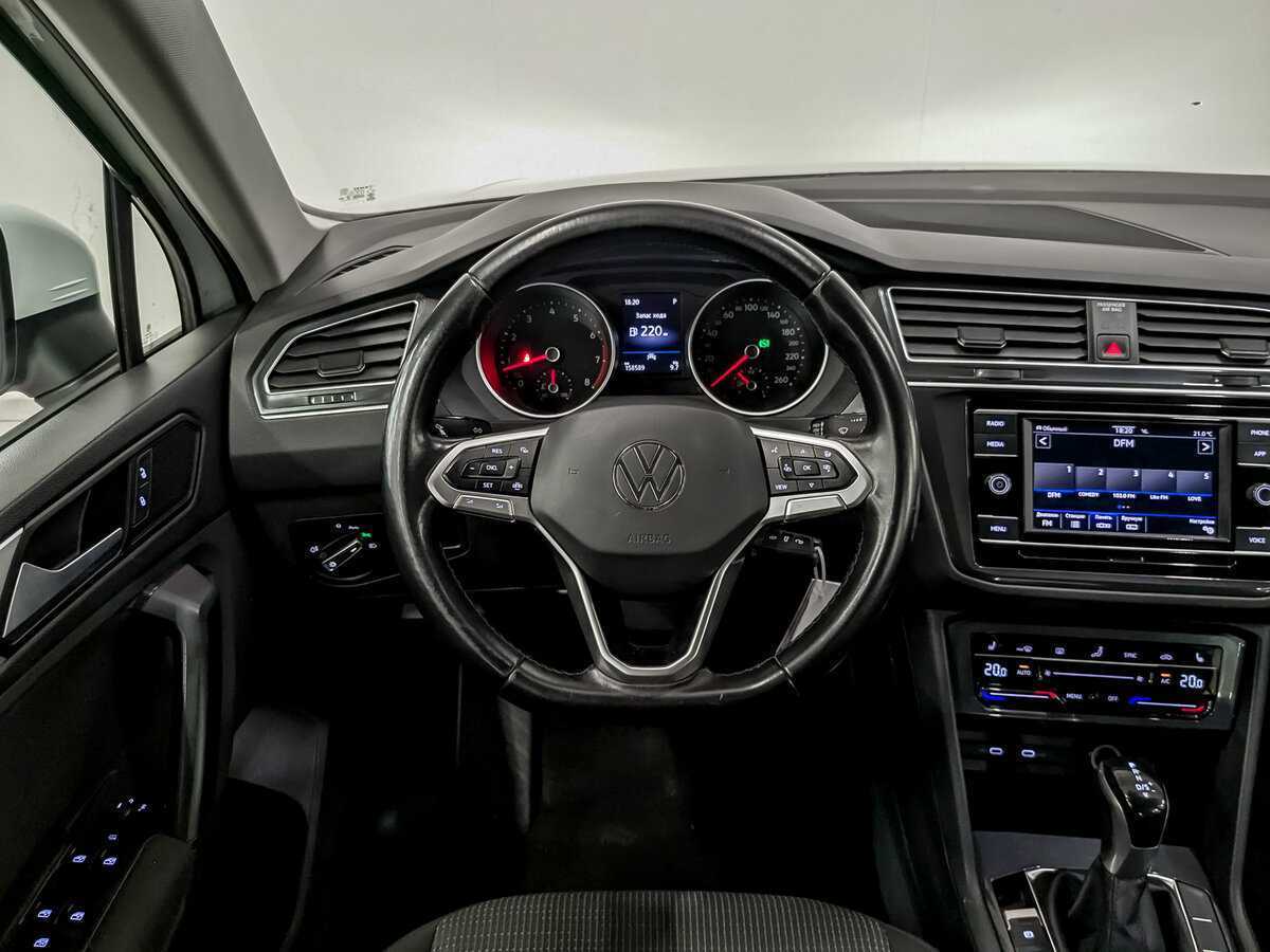 Б/У Фольксваген Тигуан 2021 года. Фото: #20