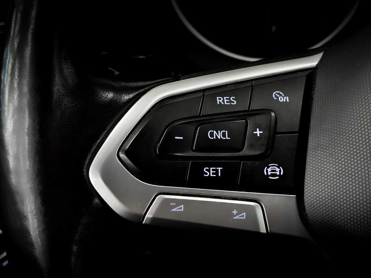 Б/У Фольксваген Тигуан 2021 года. Фото: #25