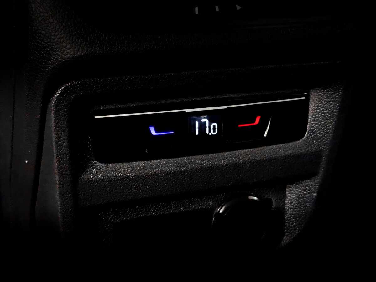 Б/У Фольксваген Тигуан 2021 года. Фото: #27