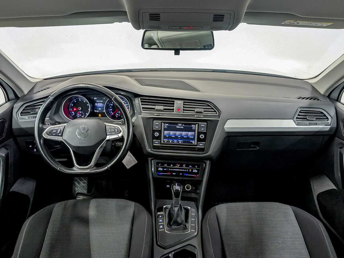 Б/У Фольксваген Тигуан 2021 года. Фото: #12