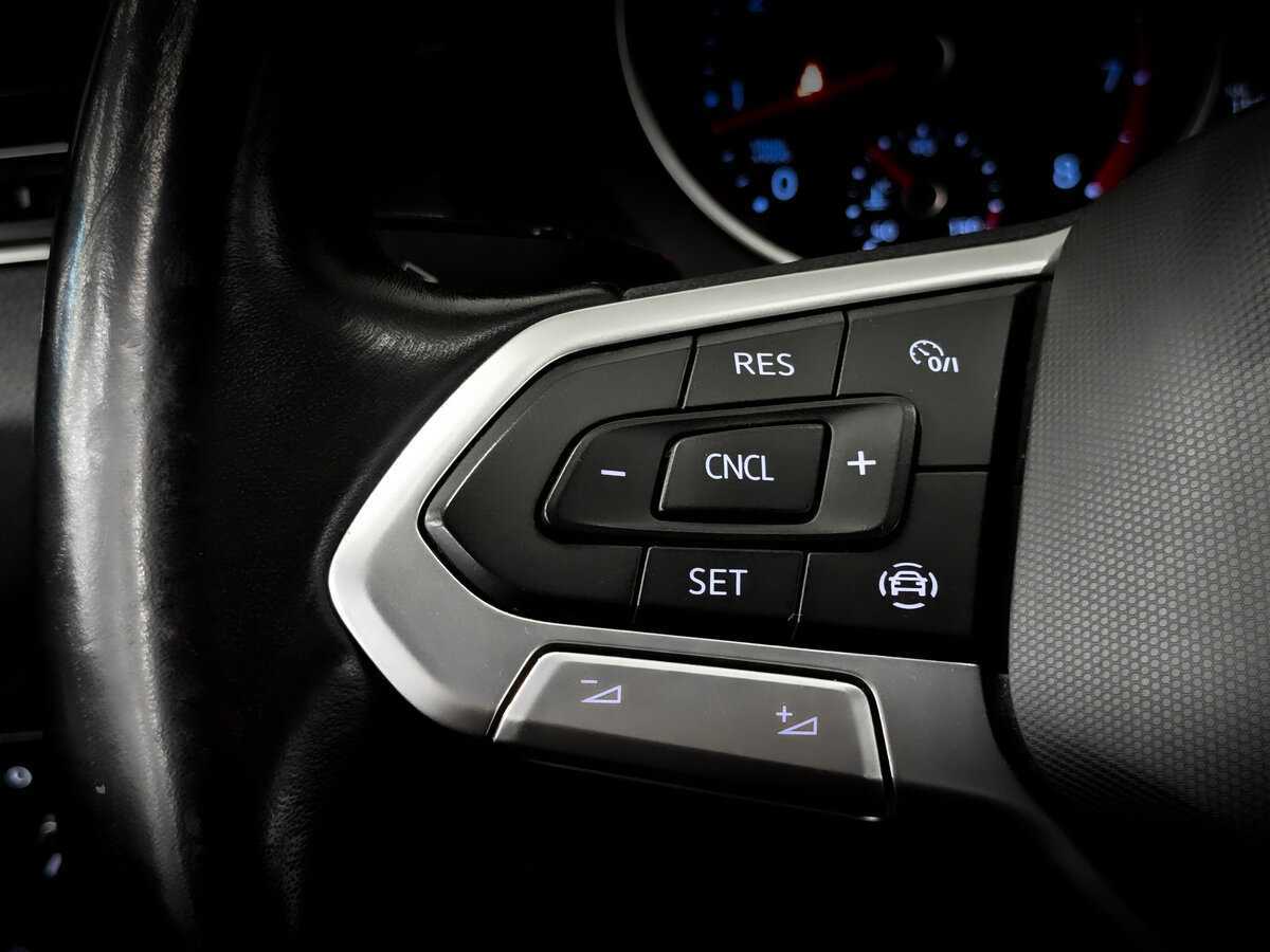 Б/У Фольксваген Тигуан 2021 года. Фото: #24