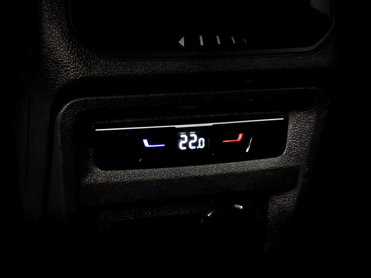 Б/У Фольксваген Тигуан 2021 года. Фото: #26