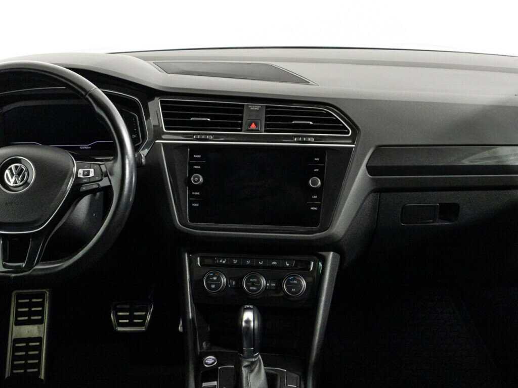 Б/У Фольксваген Тигуан 2019 года. Фото: #13