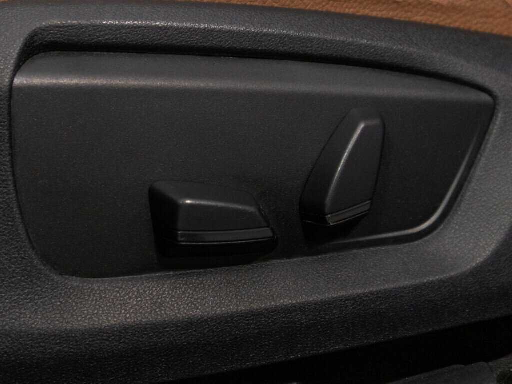 Б/У БМВ 5 серии 2015 года. Фото: #17