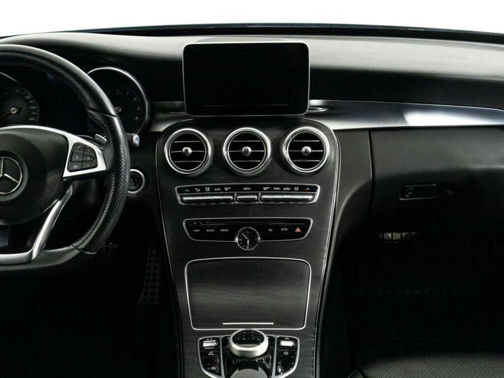 Б/У Мерседес-Бенц Ц-Класс 2016 года. Фото: #13