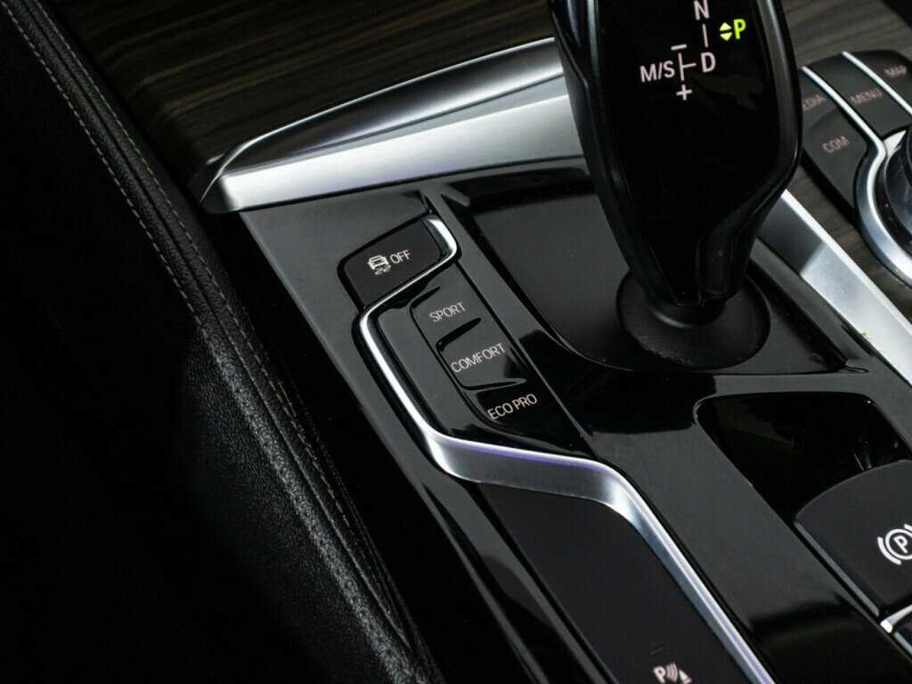 Б/У БМВ 5 серии 2017 года. Фото: #19