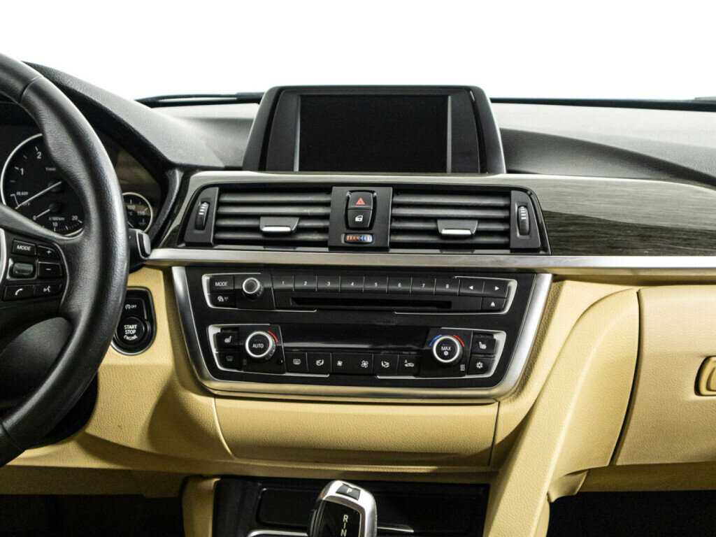 Б/У БМВ 3 серии 2012 года. Фото: #13