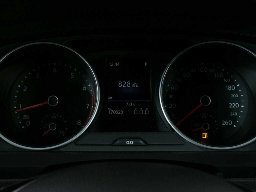 Б/У Фольксваген Тигуан 2018 года. Фото: #11