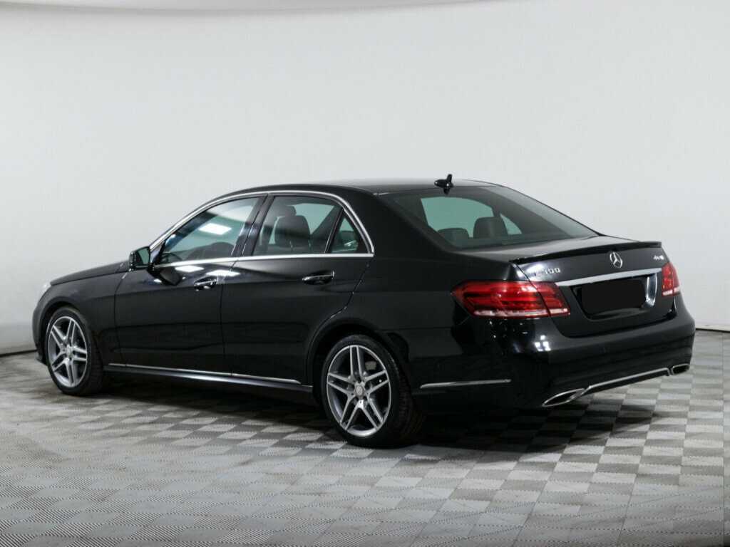 Б/У Мерседес-Бенц Е-Класс 2013 года. Фото: #5