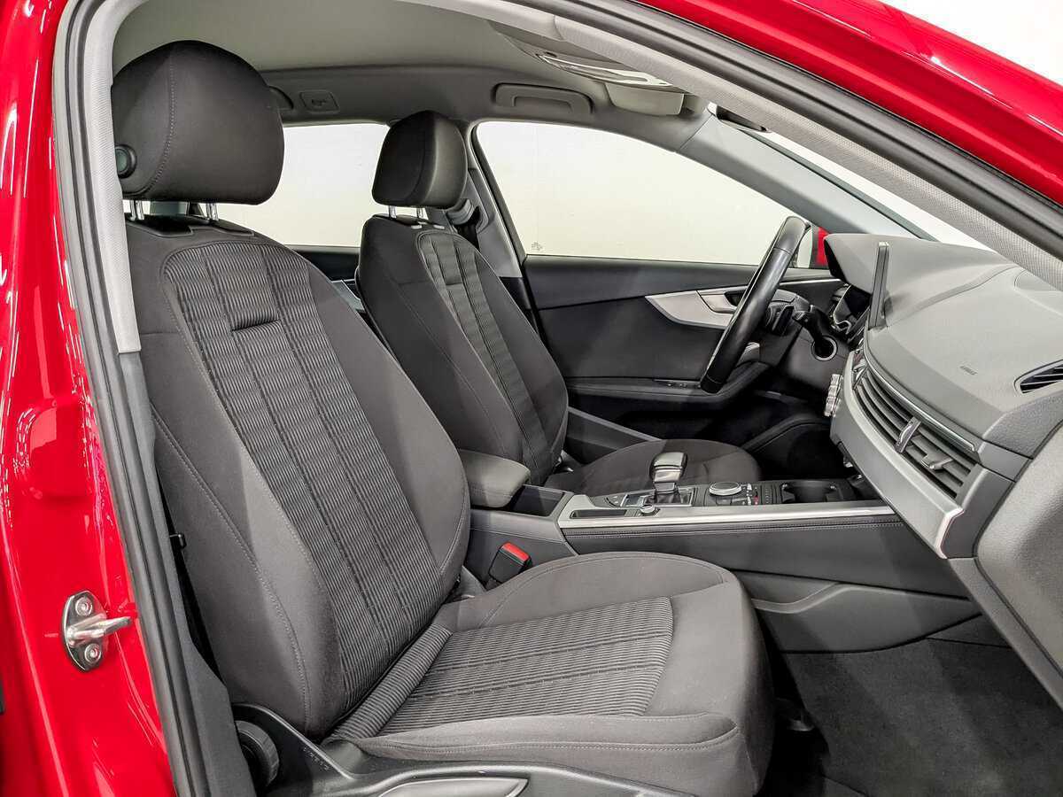 Б/У Ауди А4 2017 года. Фото: #20