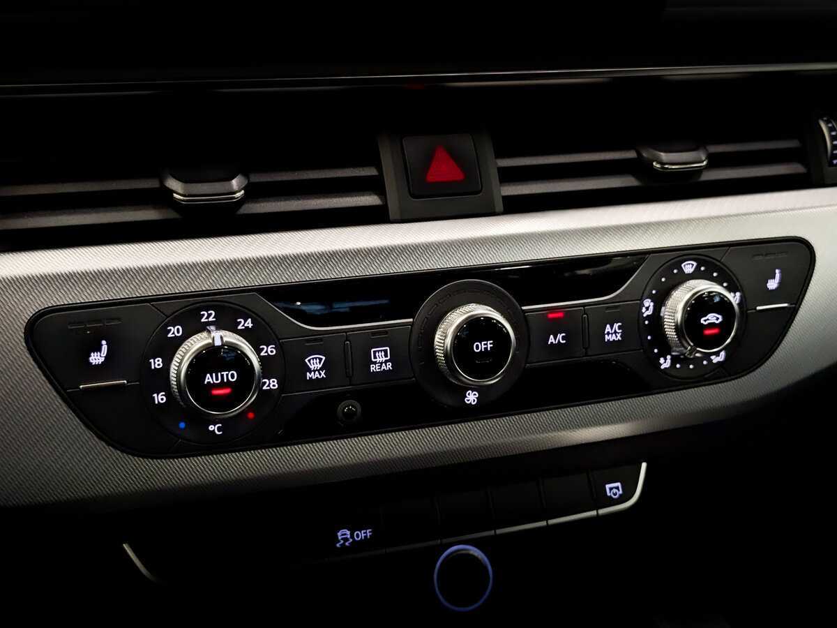 Б/У Ауди А4 2017 года. Фото: #22