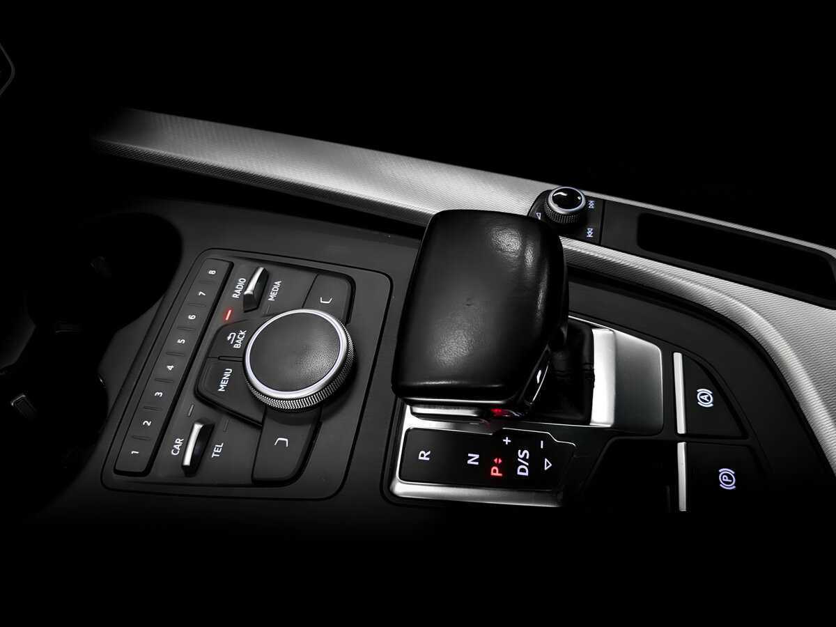 Б/У Ауди А4 2017 года. Фото: #25