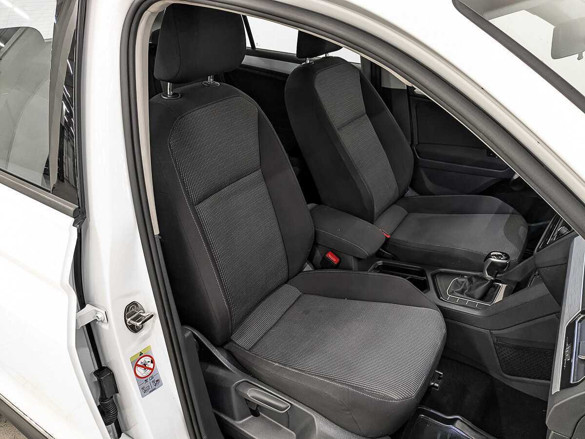 Б/У Фольксваген Тигуан 2021 года. Фото: #19