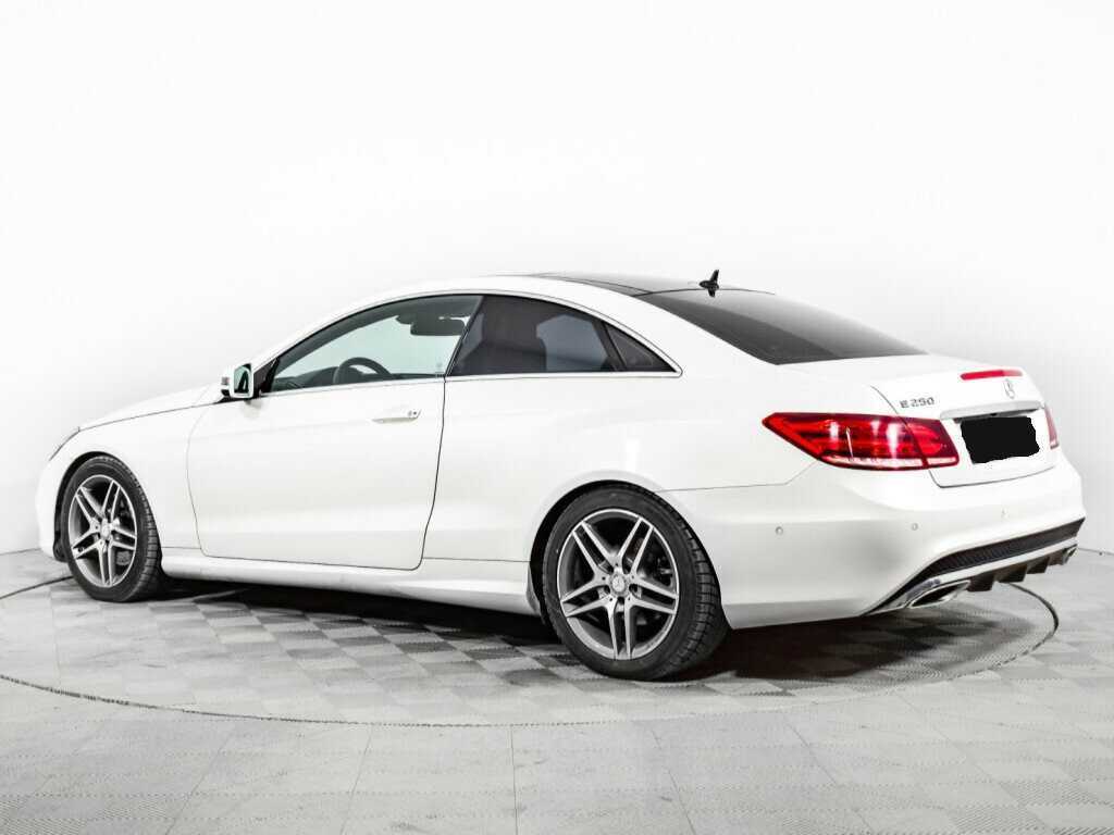 Б/У Мерседес-Бенц Е-Класс 2016 года. Фото: #6