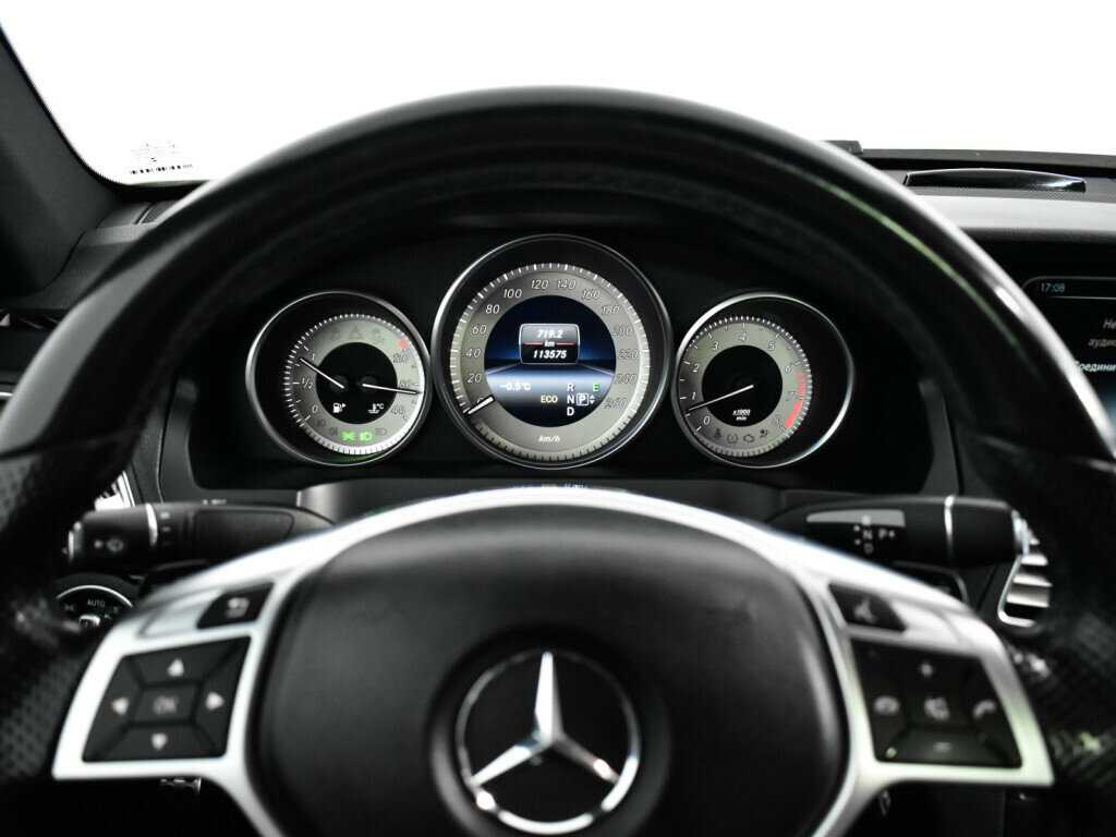 Б/У Мерседес-Бенц Е-Класс 2016 года. Фото: #10