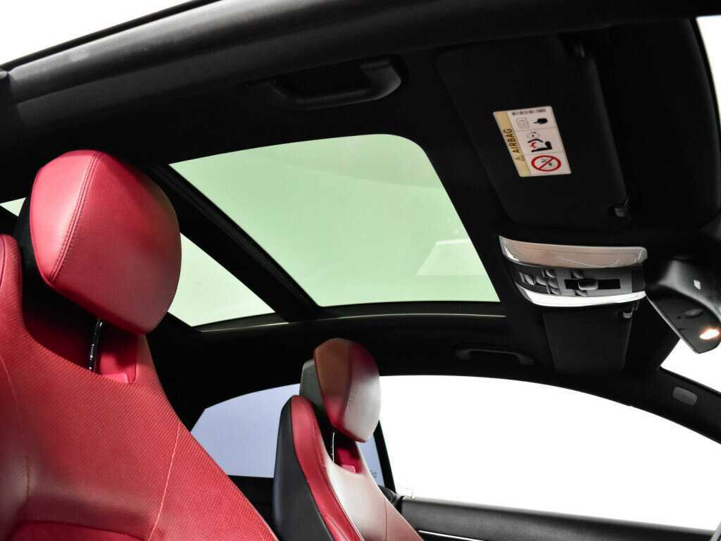 Б/У Мерседес-Бенц Е-Класс 2016 года. Фото: #12