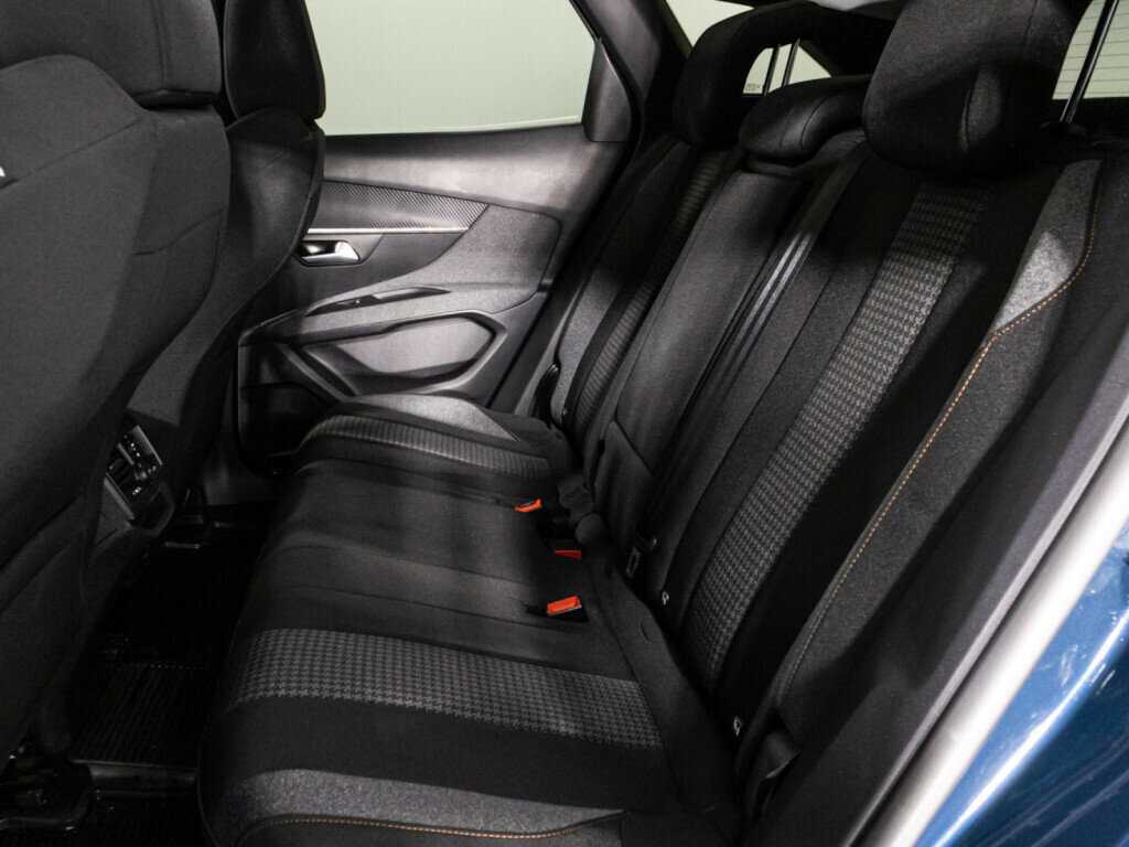 Б/У Пежо 3008 2021 года. Фото: #9