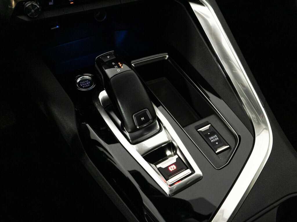 Б/У Пежо 3008 2021 года. Фото: #15