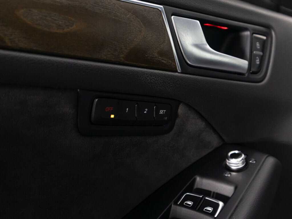 Б/У Ауди К5 2013 года. Фото: #17