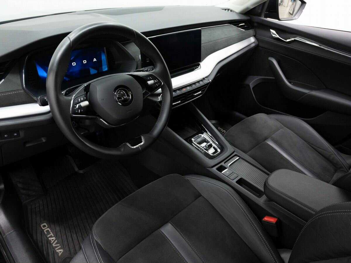 Б/У Шкода Октавия 2020 года. Фото: #6