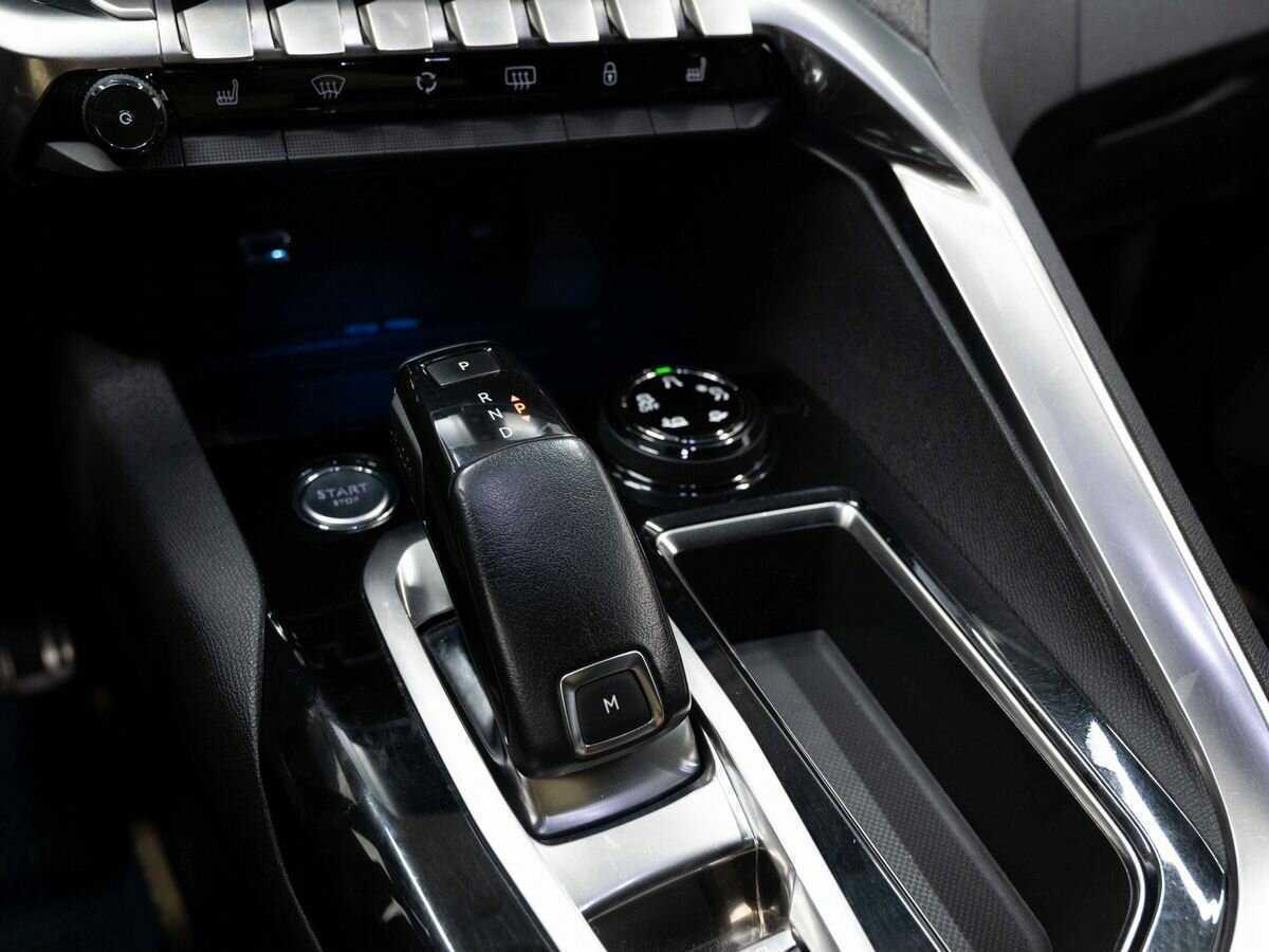 Б/У Пежо 5008 2018 года. Фото: #24