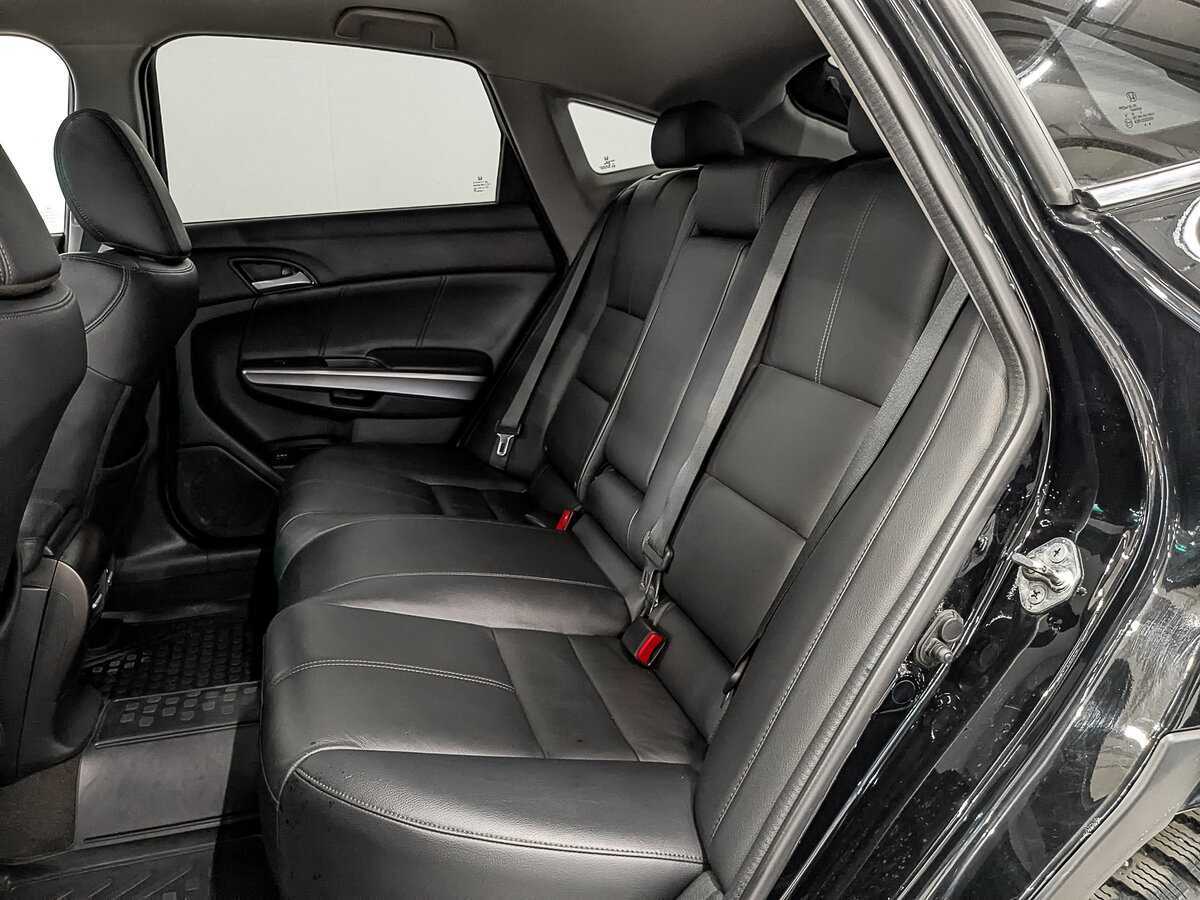 Б/У Хонда Кросстур 2014 года. Фото: #15