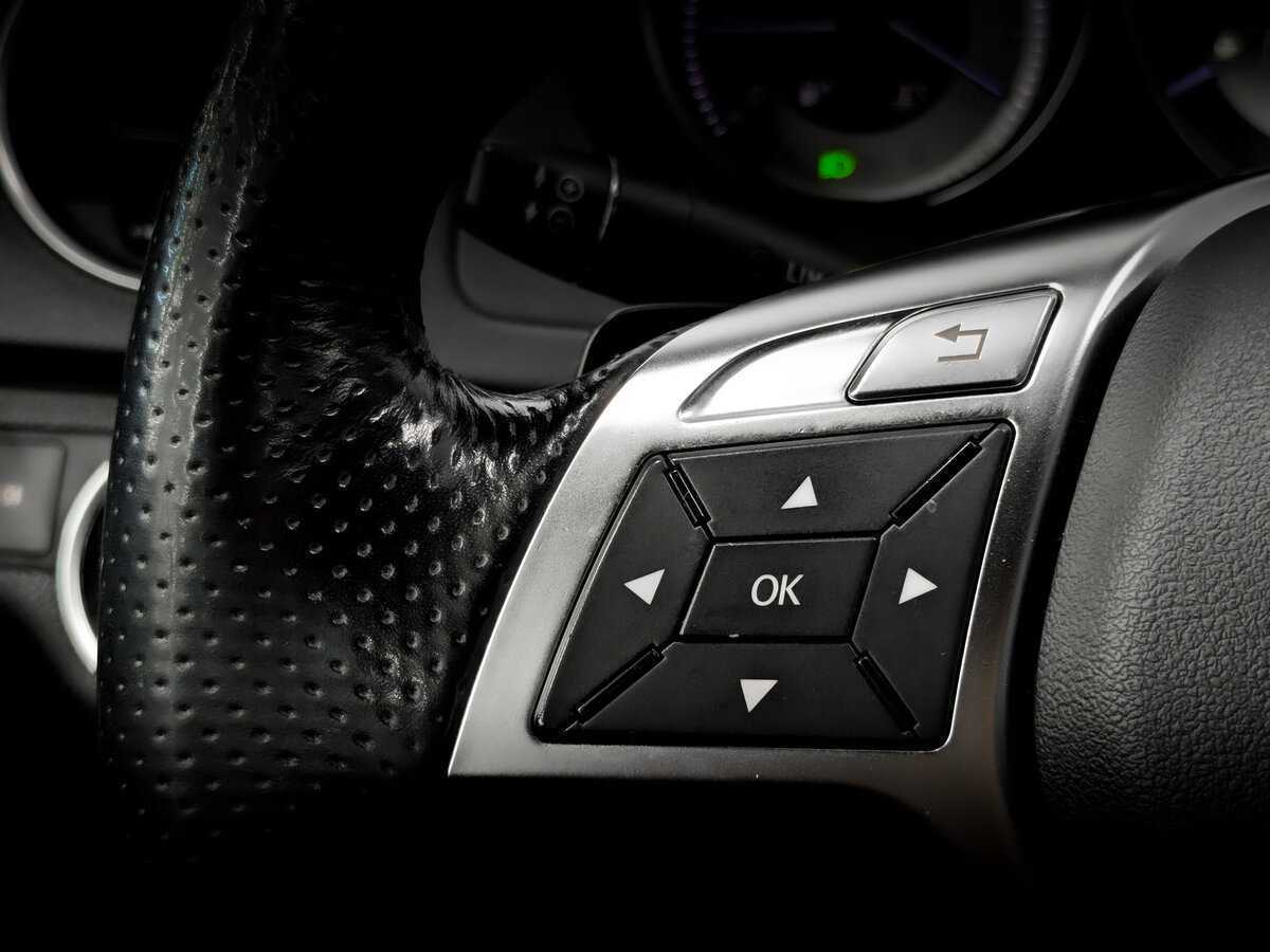 Б/У Мерседес-Бенц Ц-Класс 2012 года. Фото: #22