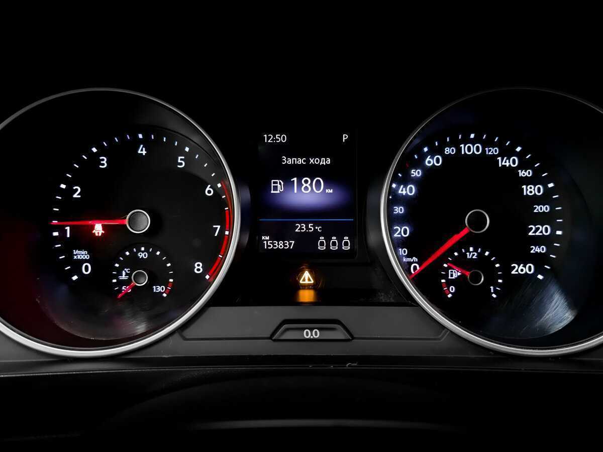 Б/У Фольксваген Тигуан 2021 года. Фото: #11