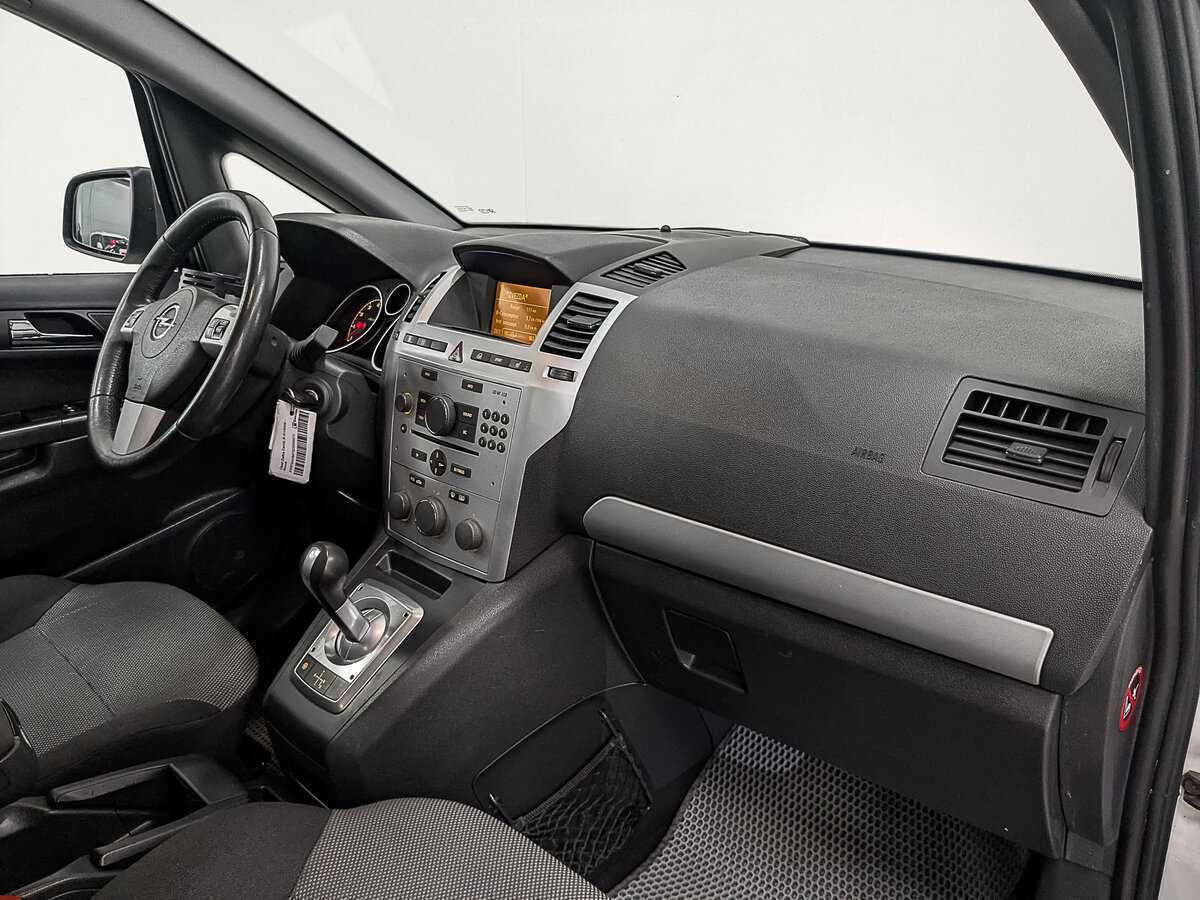 Б/У Опель Зафира 2013 года. Фото: #12